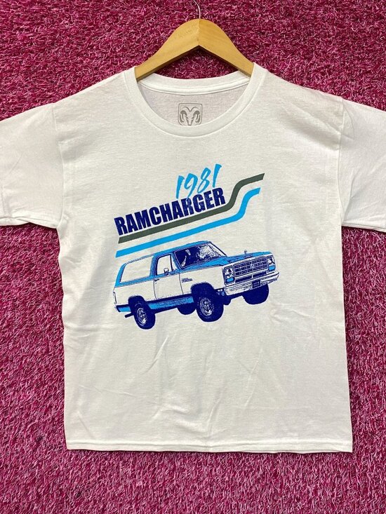 1981 Dodge Ramcharger SUV Graphic Design Croptop Medium - Picture 1 of 4